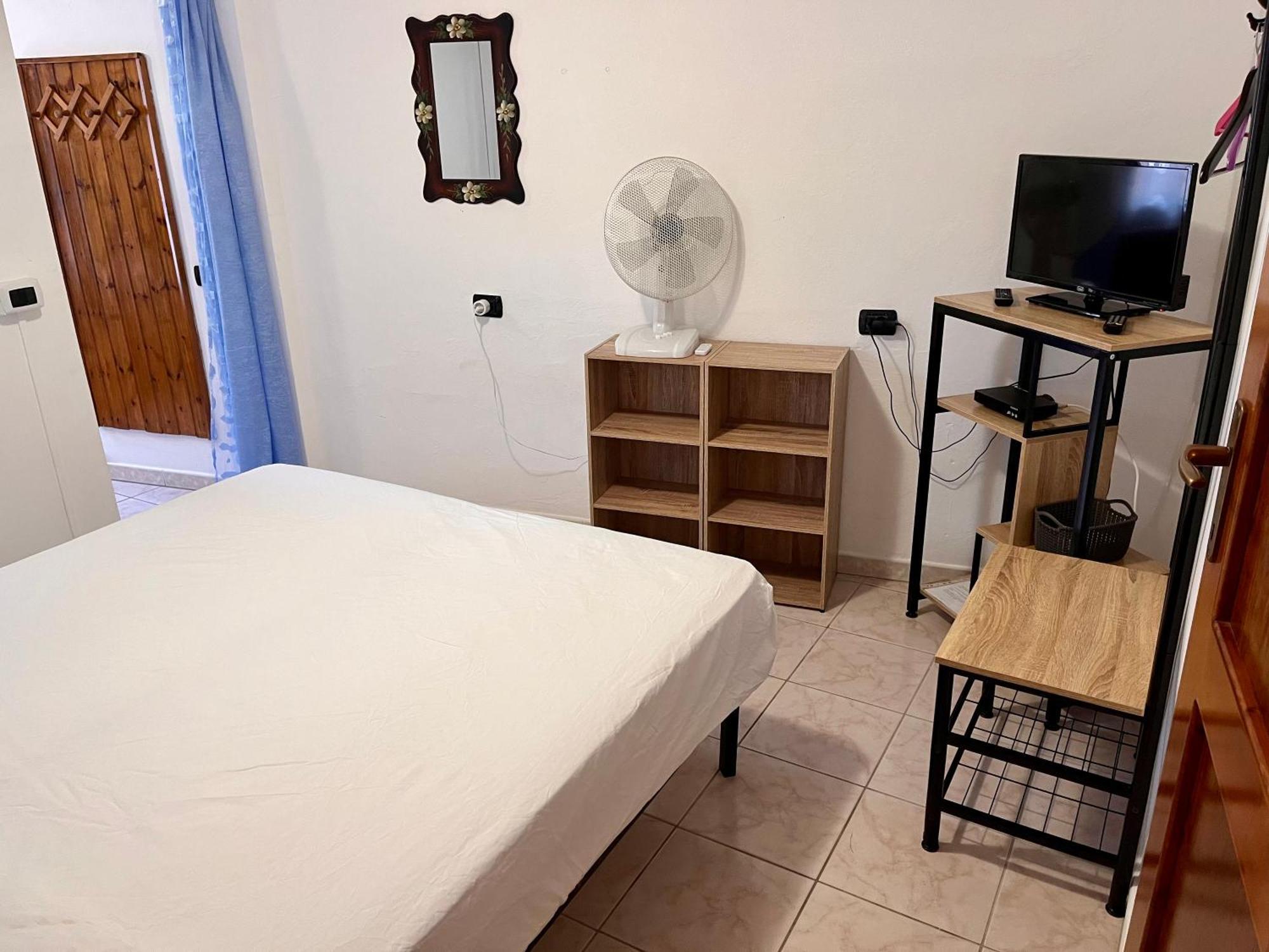 Rustico Porto Pino 30 Mt Dalla Spiaggia Екстериор снимка